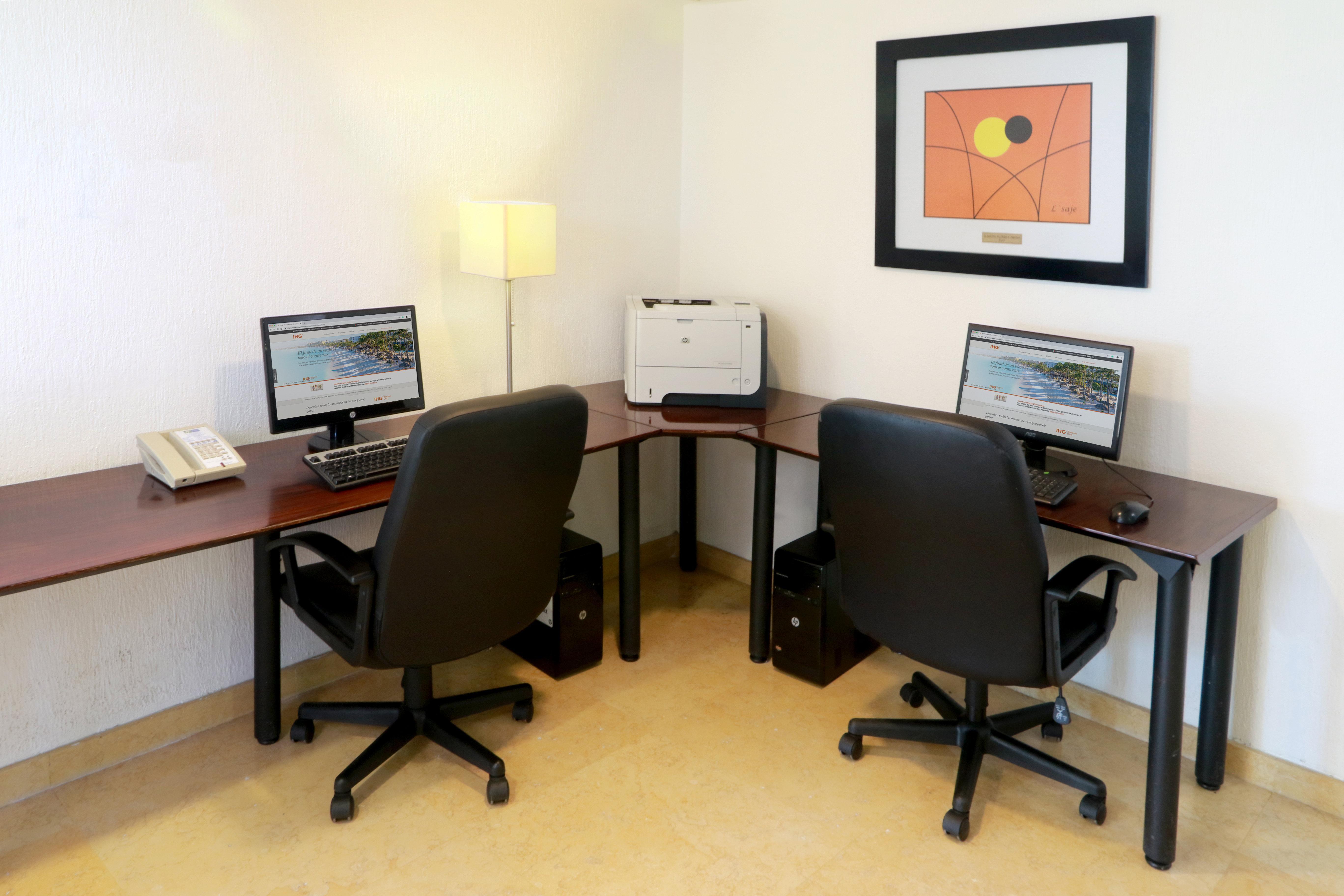 Holiday Inn Express Nuevo Laredo By Ihg Zewnętrze zdjęcie